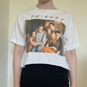 Friends crop top